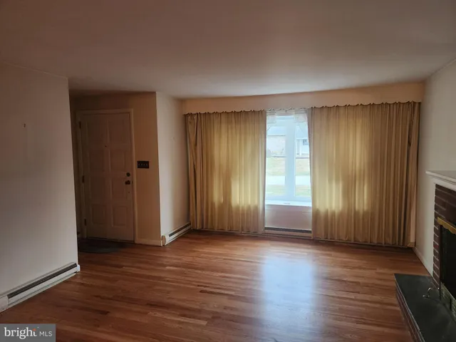 $250,000 | 320 Crestline Drive, Willow Street, PA 17584