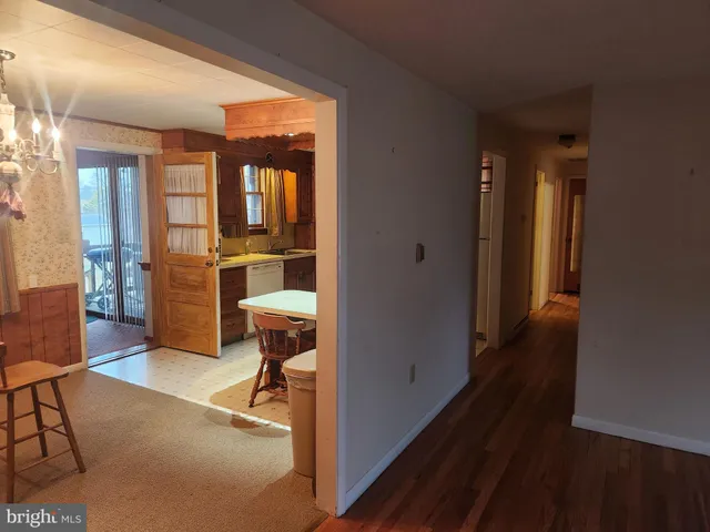 $250,000 | 320 Crestline Drive, Willow Street, PA 17584