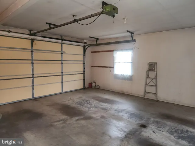 $250,000 | 320 Crestline Drive, Willow Street, PA 17584