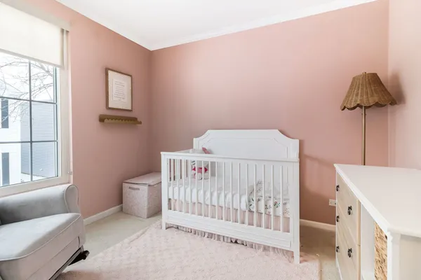 $2,700 | 986 Four Seasons Boulevard, Unit 986, Aurora, IL 60504