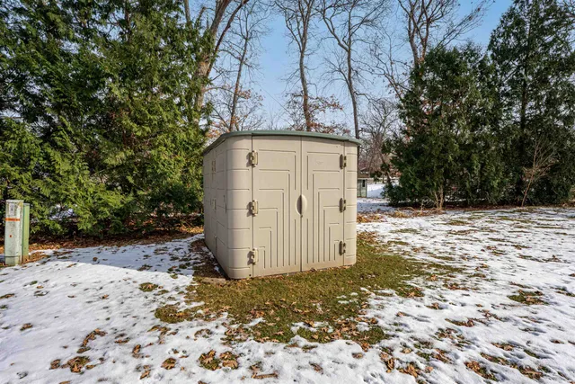 $385,000 | 2035 Hillsdown Road, Lake Summerset, IL 61019