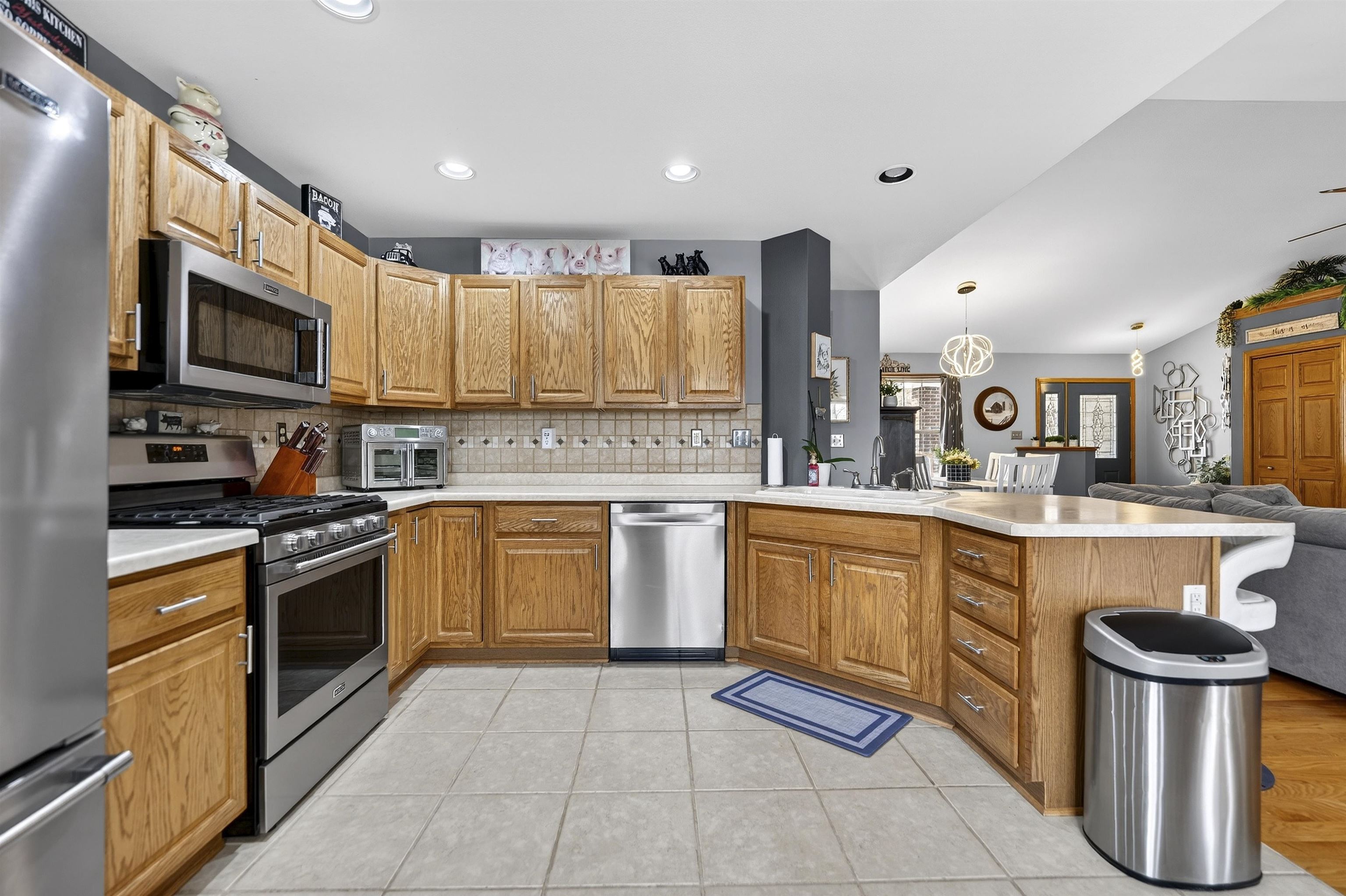 2035 Hillsdown Road Lake Summerset, IL 61019 - Photo 12 of 42