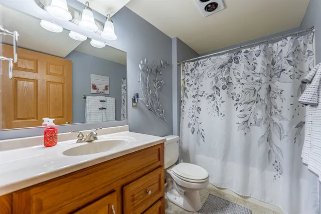 $385,000 | 2035 Hillsdown Road, Lake Summerset, IL 61019