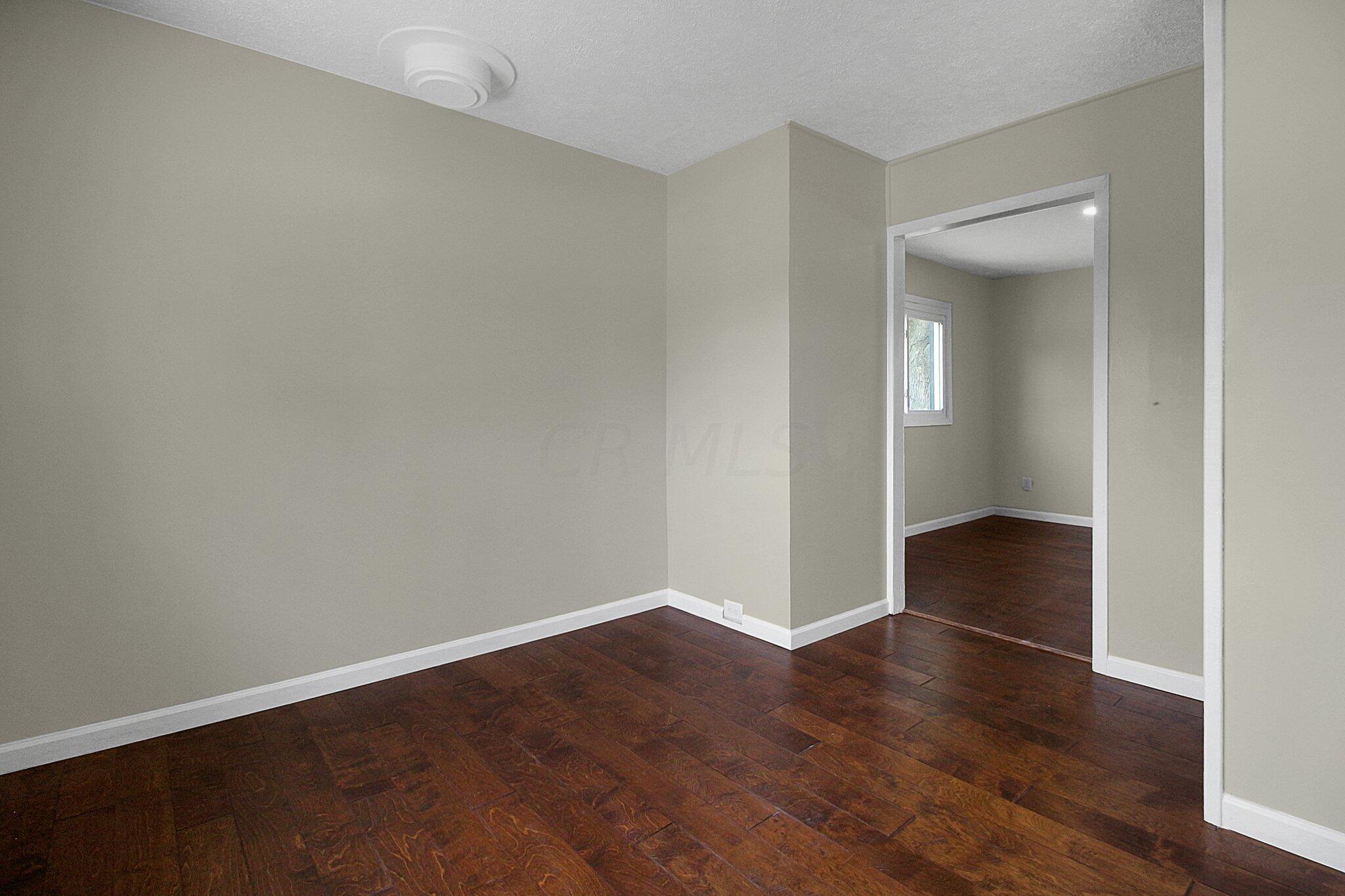 500 Hilock Road Columbus, OH 43207 - Photo 5 of 23 7-web-or-mls-500-hilock-rd