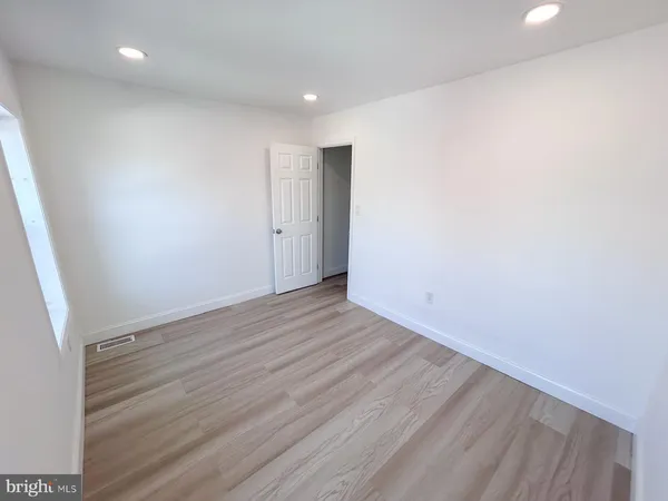 $1,500 | 2404 Wilkens Avenue, Baltimore, MD 21223