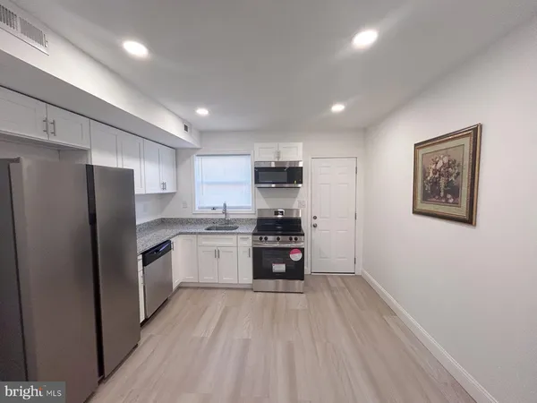 $1,500 | 2404 Wilkens Avenue, Baltimore, MD 21223