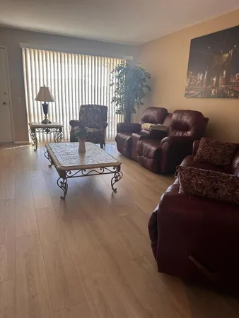 $1,800 | 10214 West Burns Drive, Sun City, AZ 85351