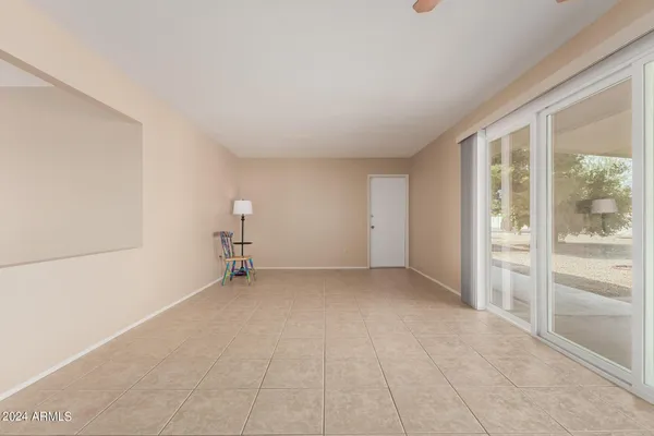 $1,800 | 10214 West Burns Drive, Sun City, AZ 85351