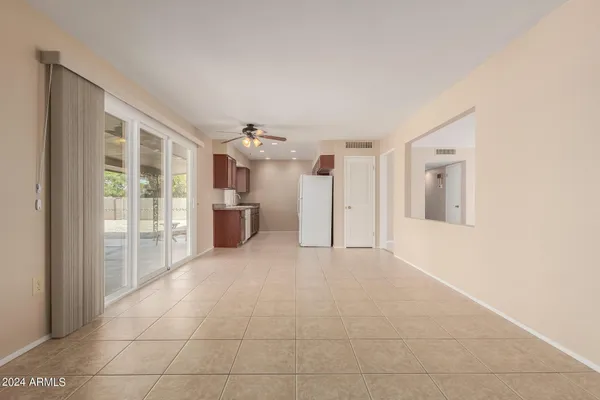 $1,800 | 10214 West Burns Drive, Sun City, AZ 85351