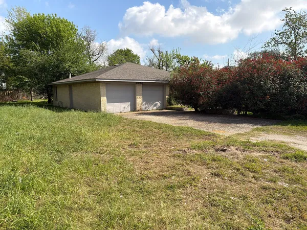 $139,900 | 9950 Genard Road, Houston, TX 77041