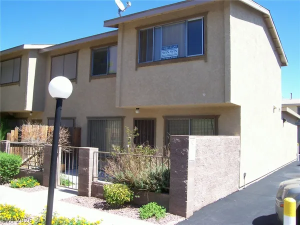 $1,450 | 2204 Silver Pine Drive, Las Vegas, NV 89108