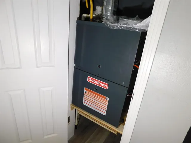 $179,900 | 204 3rd Street, Springhill, LA 71075