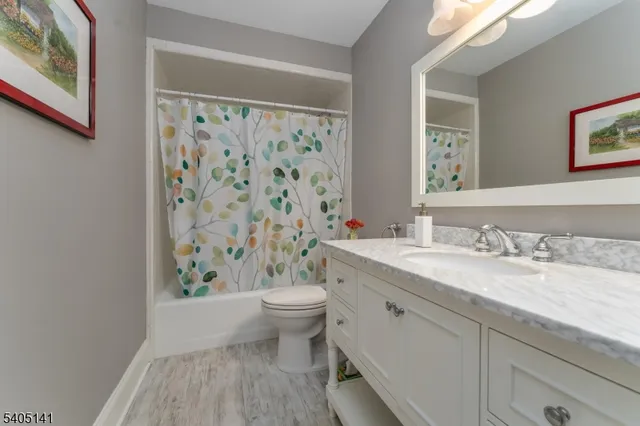 $1,200,000 | 173 West Oak Street, Bernards, NJ 07920