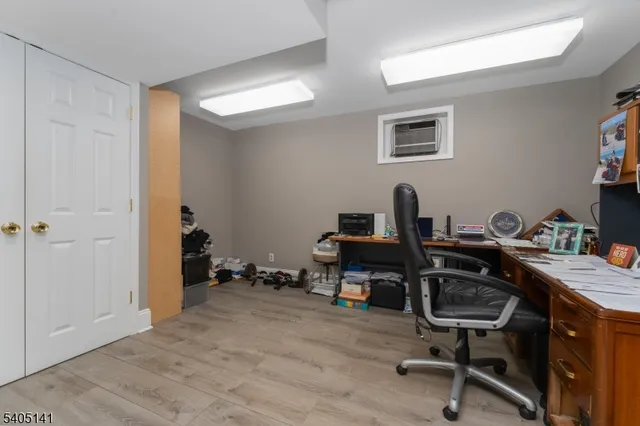 $1,200,000 | 173 West Oak Street, Bernards, NJ 07920