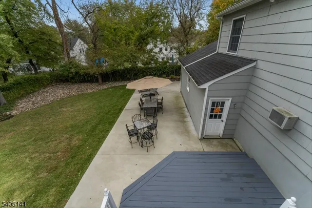 $1,200,000 | 173 West Oak Street, Bernards, NJ 07920