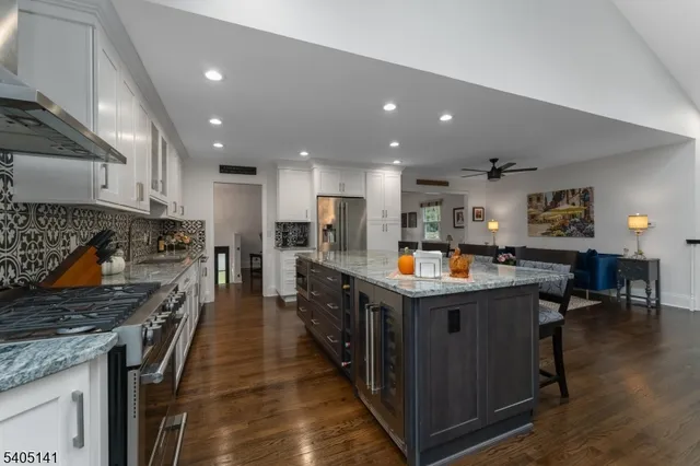 $1,200,000 | 173 West Oak Street, Bernards, NJ 07920