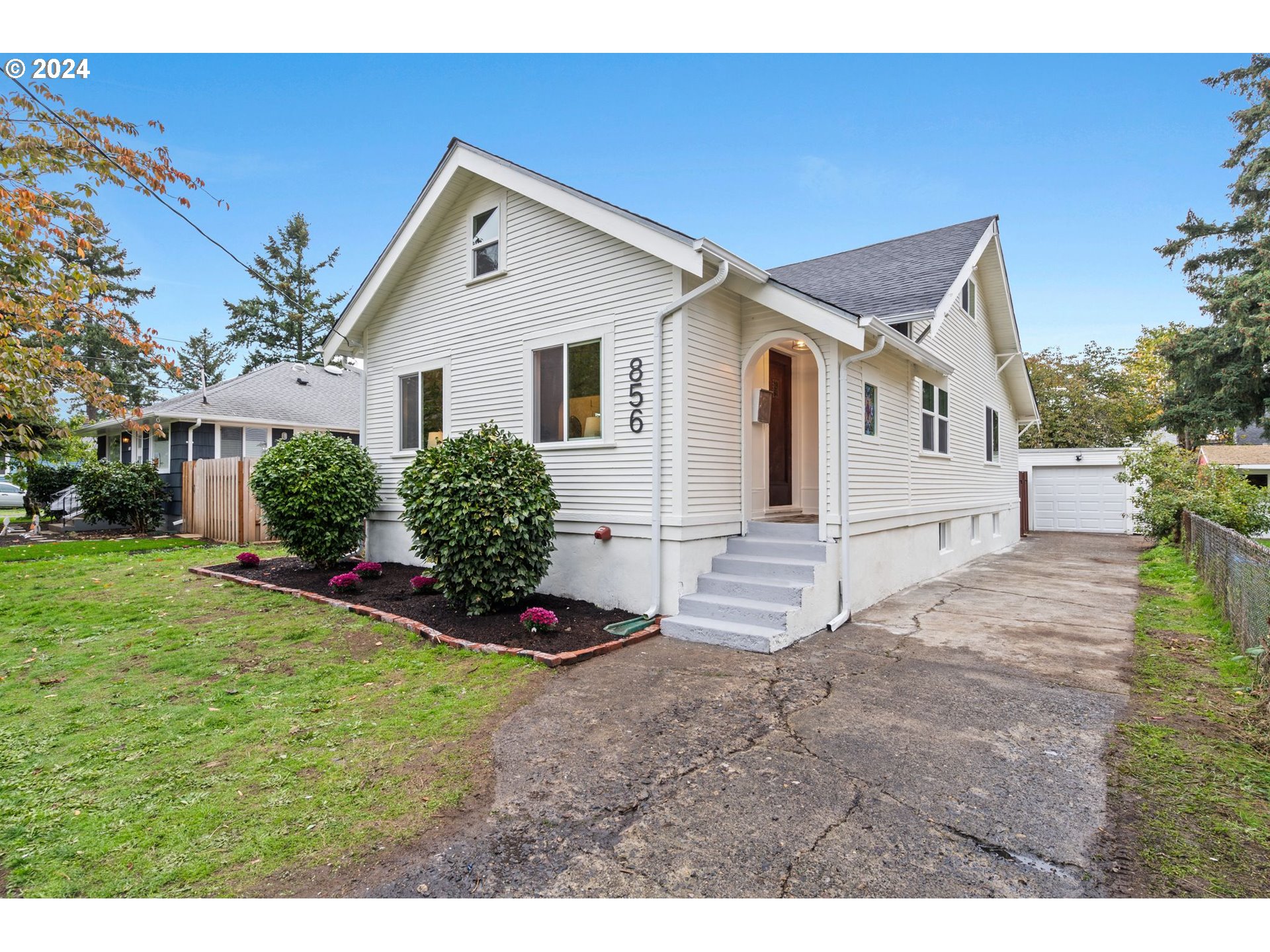 856 Northeast 68th Avenue Portland, OR 97213 - Photo 1 of 17 Gallery Image 1