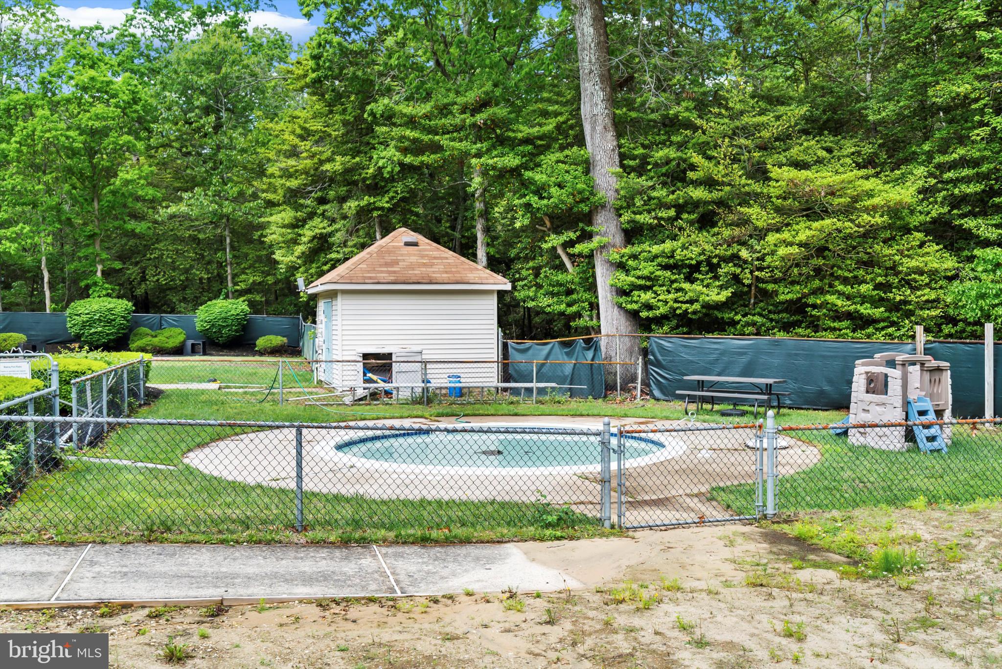 31 Hillcrest Lane Tuckerton, NJ 08087 - Photo 33 of 33 a view of a house with backyard and sitting area