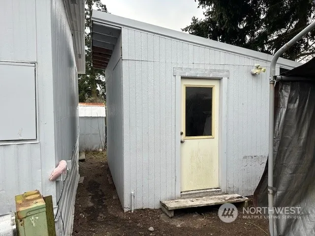 $71,000 | 700 Northwest Crosby Avenue, Unit 74, Oak Harbor, WA 98277