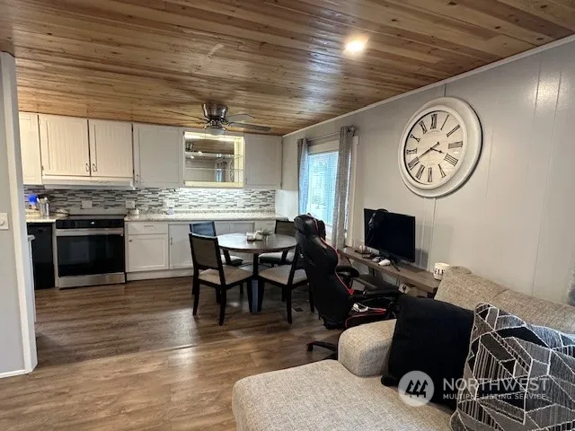 $71,000 | 700 Northwest Crosby Avenue, Unit 74, Oak Harbor, WA 98277