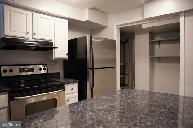 $1,700 | 1321 Fairmont Street Northwest, Unit 3, Washington, DC 20009