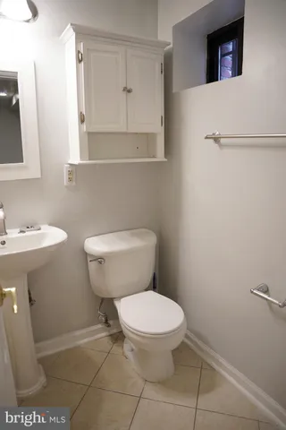 $1,700 | 1321 Fairmont Street Northwest, Unit 3, Washington, DC 20009