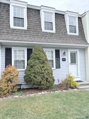 $225,000 | 20 Lakeside Drive, Unit K, Ledyard, CT 06339