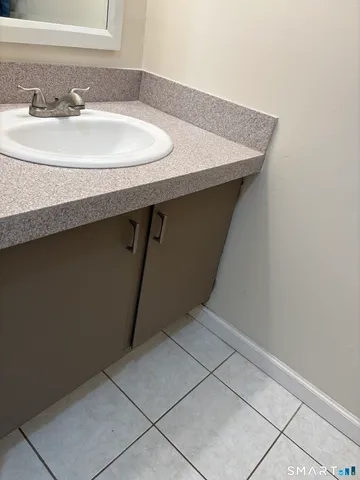 $225,000 | 20 Lakeside Drive, Unit K, Ledyard, CT 06339