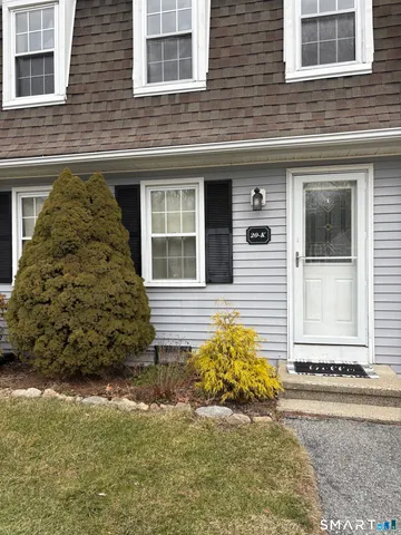 $225,000 | 20 Lakeside Drive, Unit K, Ledyard, CT 06339