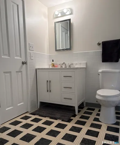 $225,000 | 20 Lakeside Drive, Unit K, Ledyard, CT 06339