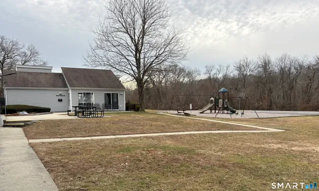 $225,000 | 20 Lakeside Drive, Unit K, Ledyard, CT 06339