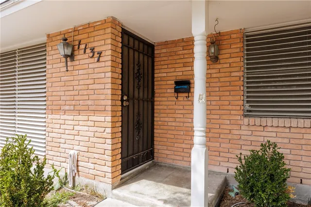 a view of front door of house