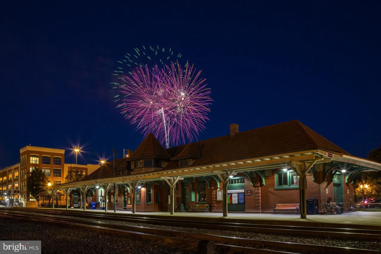 9210 Caspian Way, Unit 302 Manassas, VA 20110 - Photo 40 of 40 a view of a building