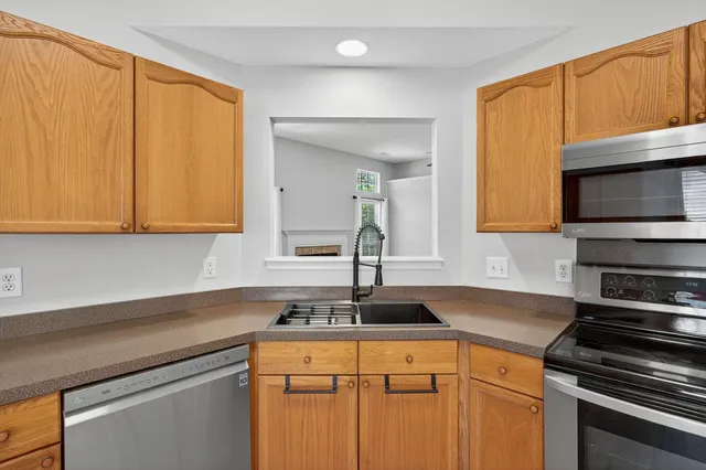 $375,000 | 8604 Hickory Creek Lane, North Charleston, SC 29420