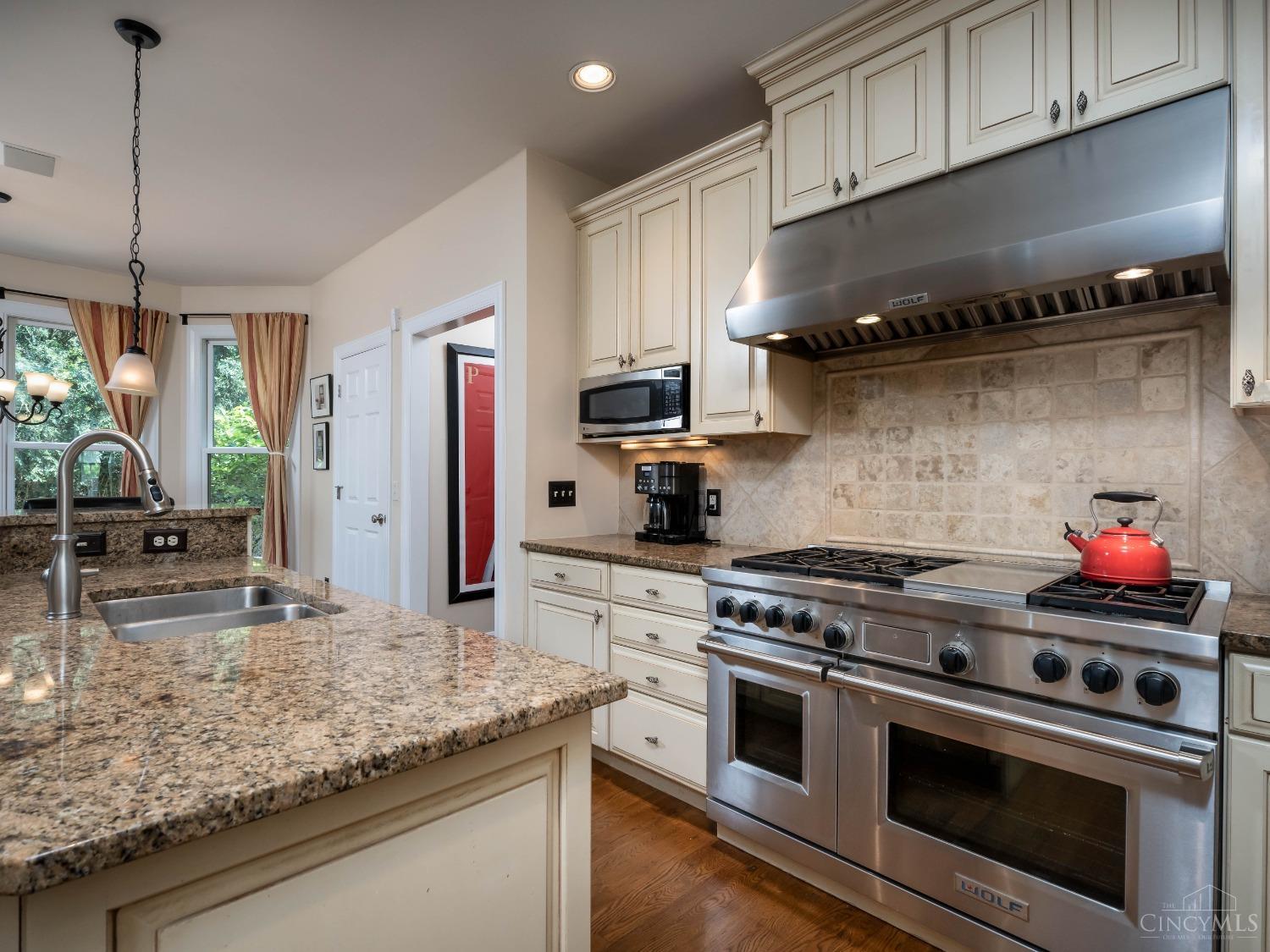 3552 Grandin Road Cincinnati, OH 45226 - Photo 14 of 40 Gallery Image 14
