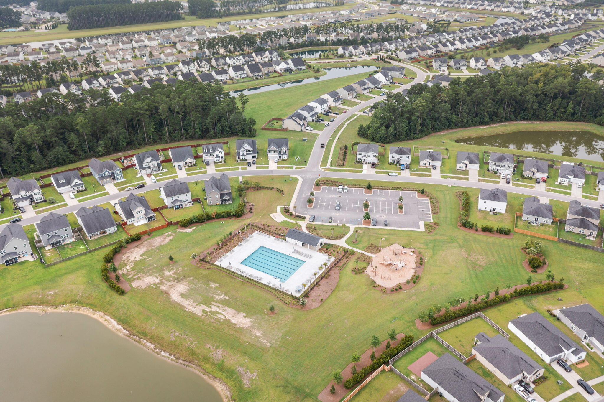 504 Spanish Wells Road Summerville, SC 29486 - Photo 40 of 44 40-web-or-mls-Amenities-4