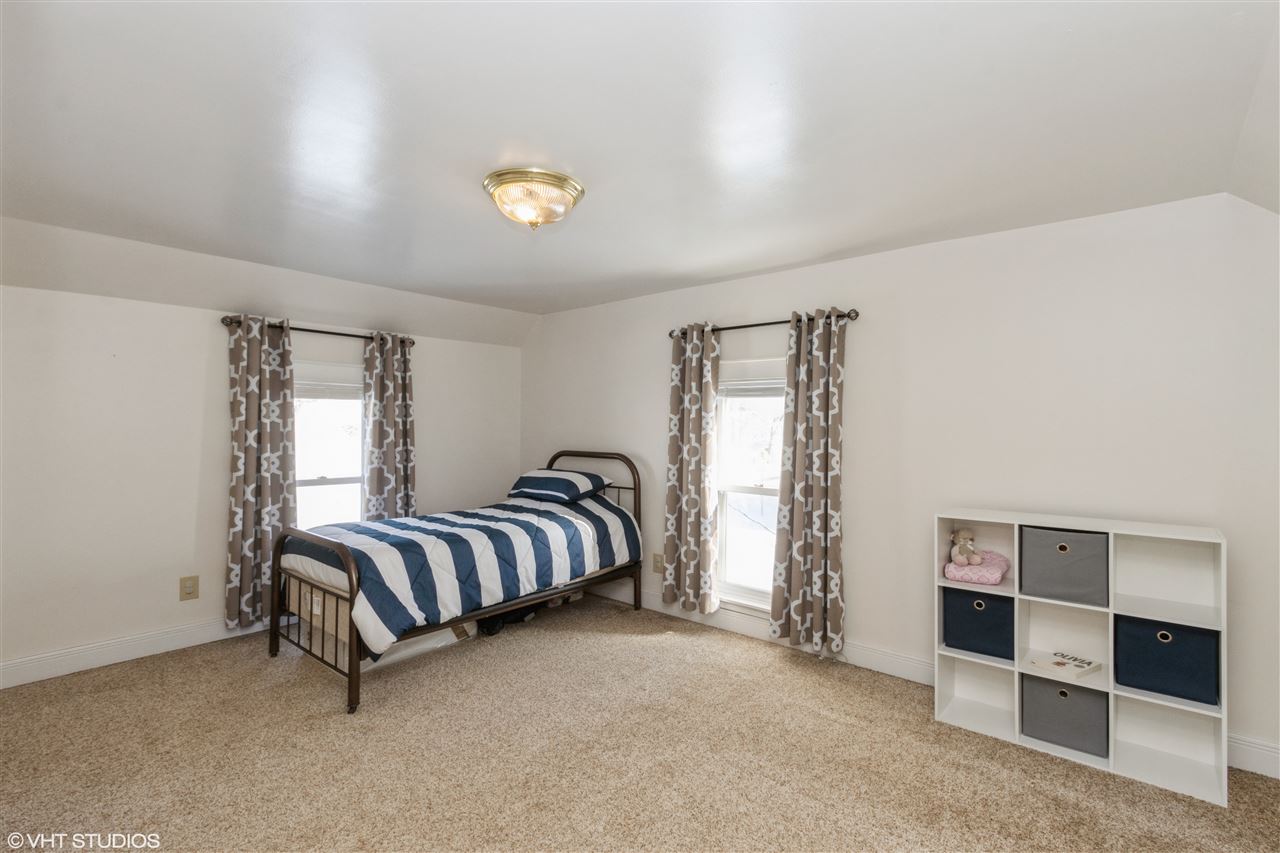 290 West First Street Riverside, IA 52327 - Photo 12 of 19 Gallery Image 12