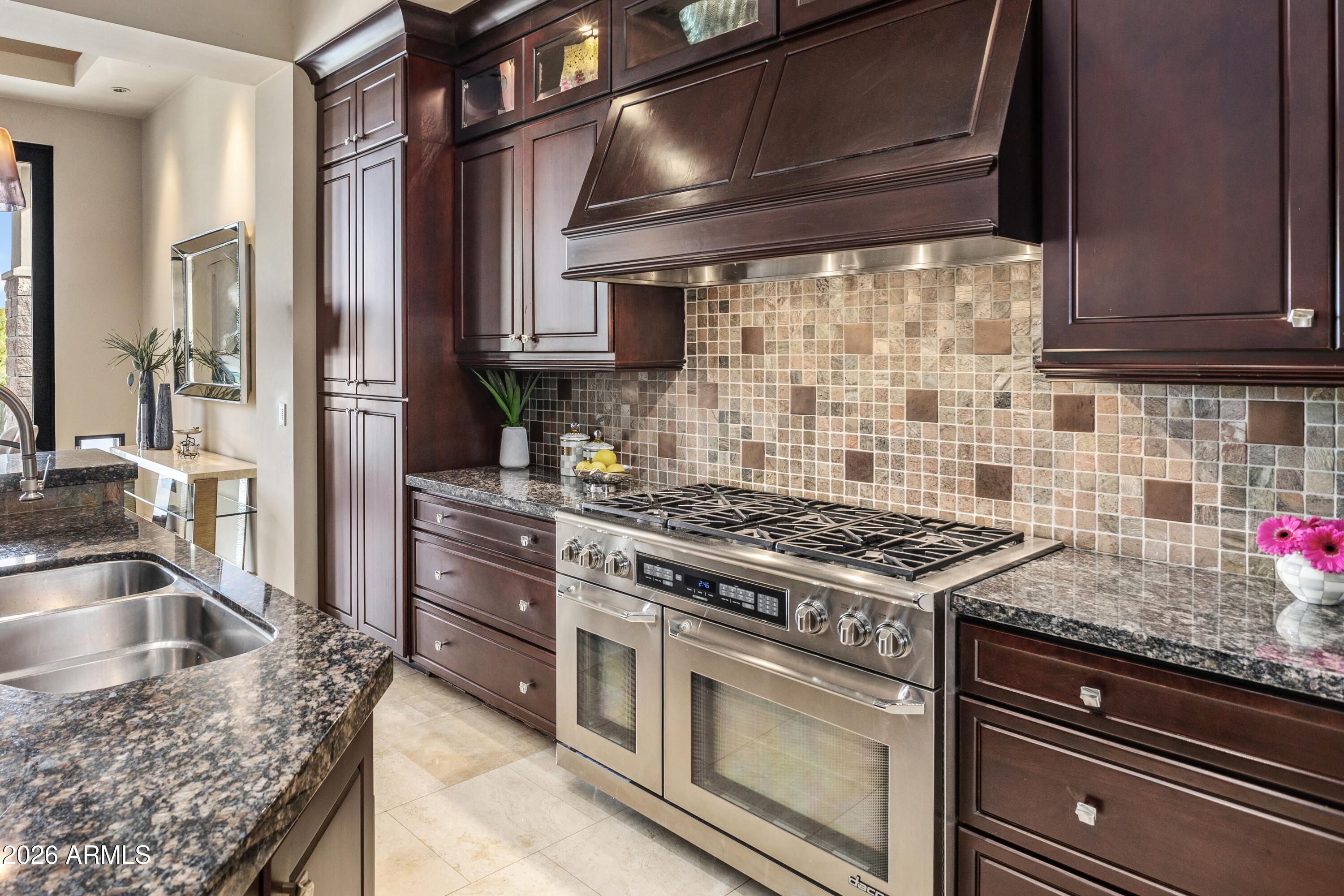 6109 North Palo Cristi Road Paradise Valley, AZ 85253 - Photo 17 of 76 High end appliances