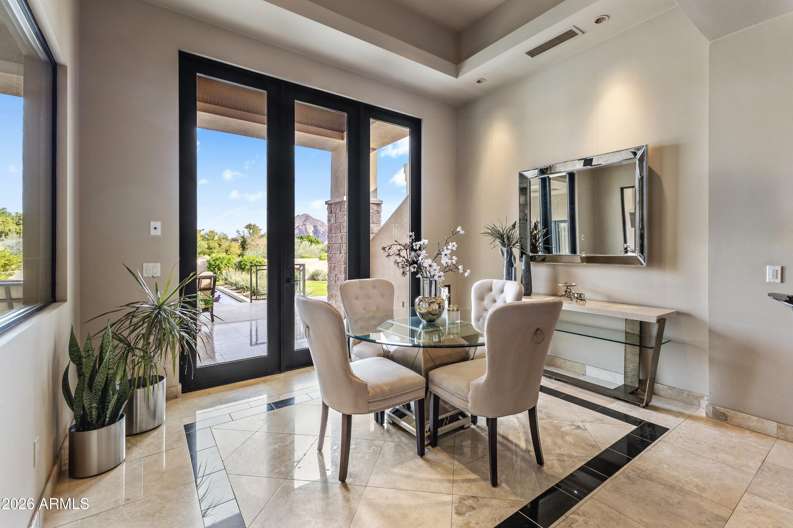 6109 North Palo Cristi Road Paradise Valley, AZ 85253 - Photo 19 of 76 Breakfast nook