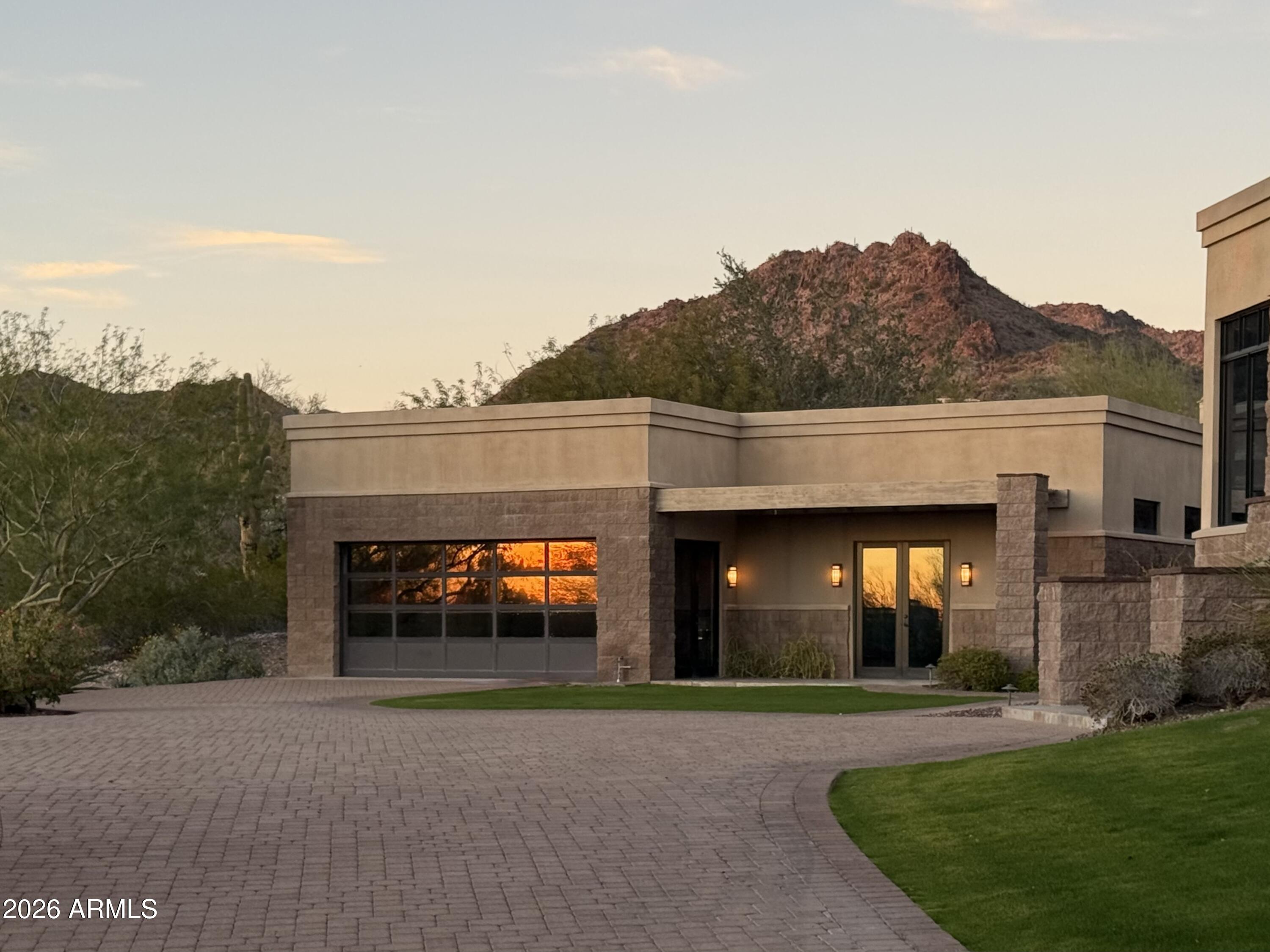 6109 North Palo Cristi Road Paradise Valley, AZ 85253 - Photo 27 of 52 Detached Garage/ Lounge
