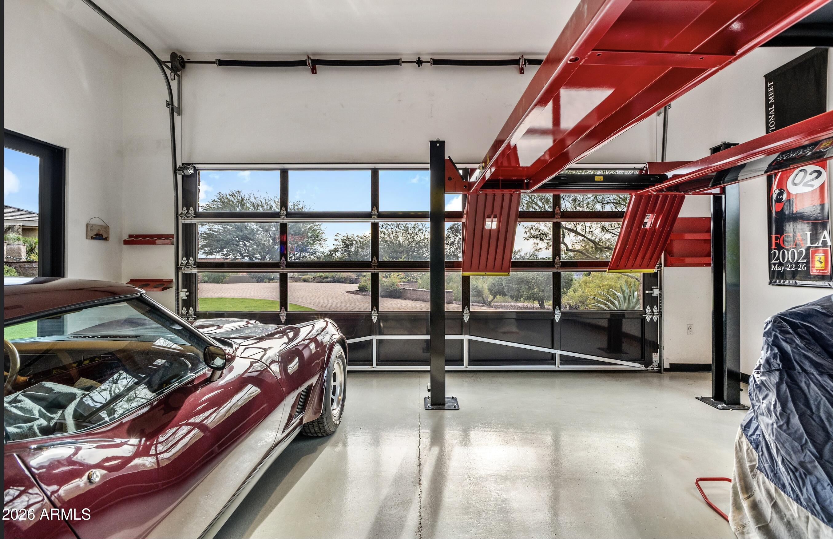 6109 North Palo Cristi Road Paradise Valley, AZ 85253 - Photo 34 of 52 Garage door closed