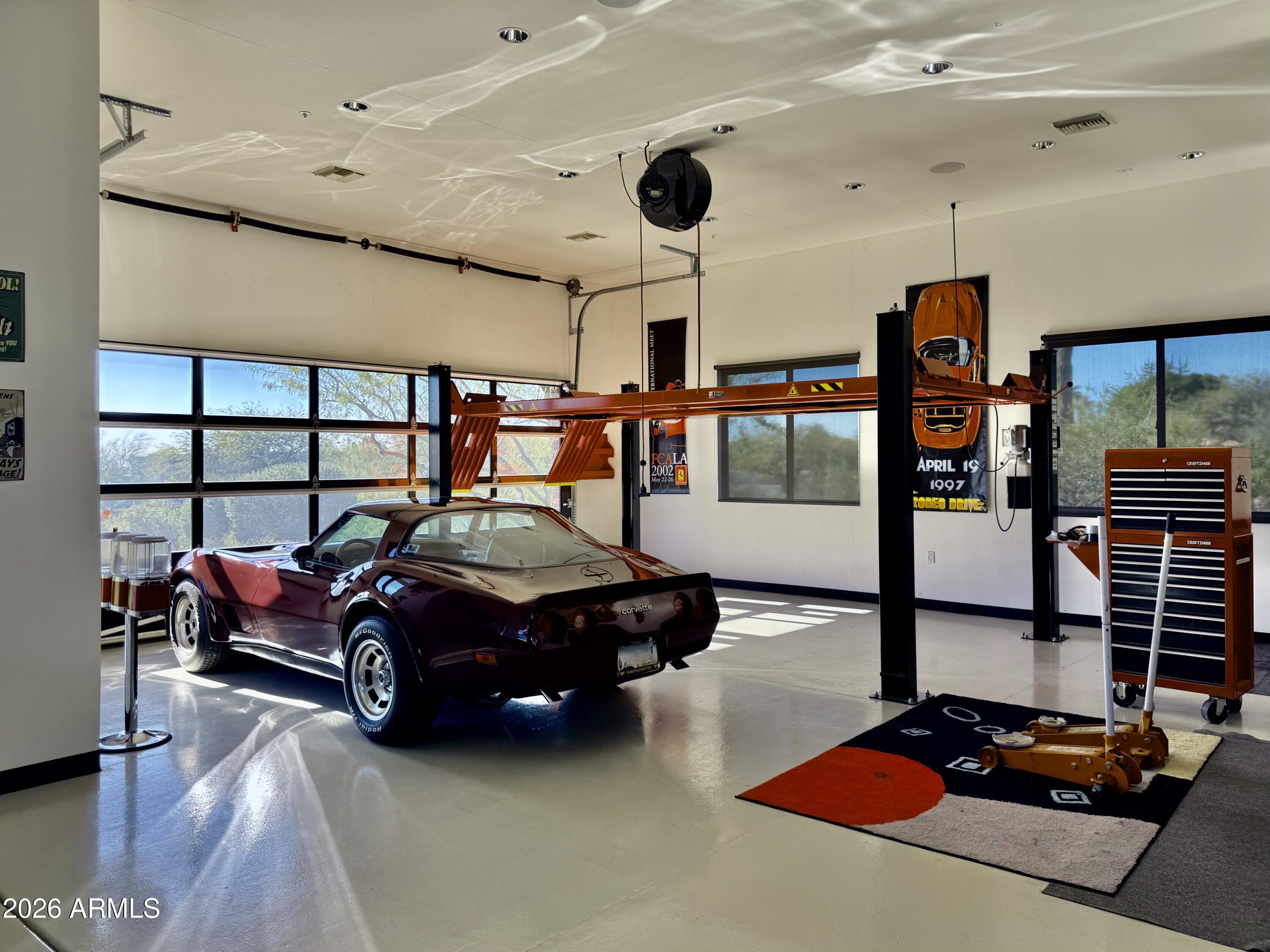 6109 North Palo Cristi Road Paradise Valley, AZ 85253 - Photo 42 of 76 Interior of detached garage