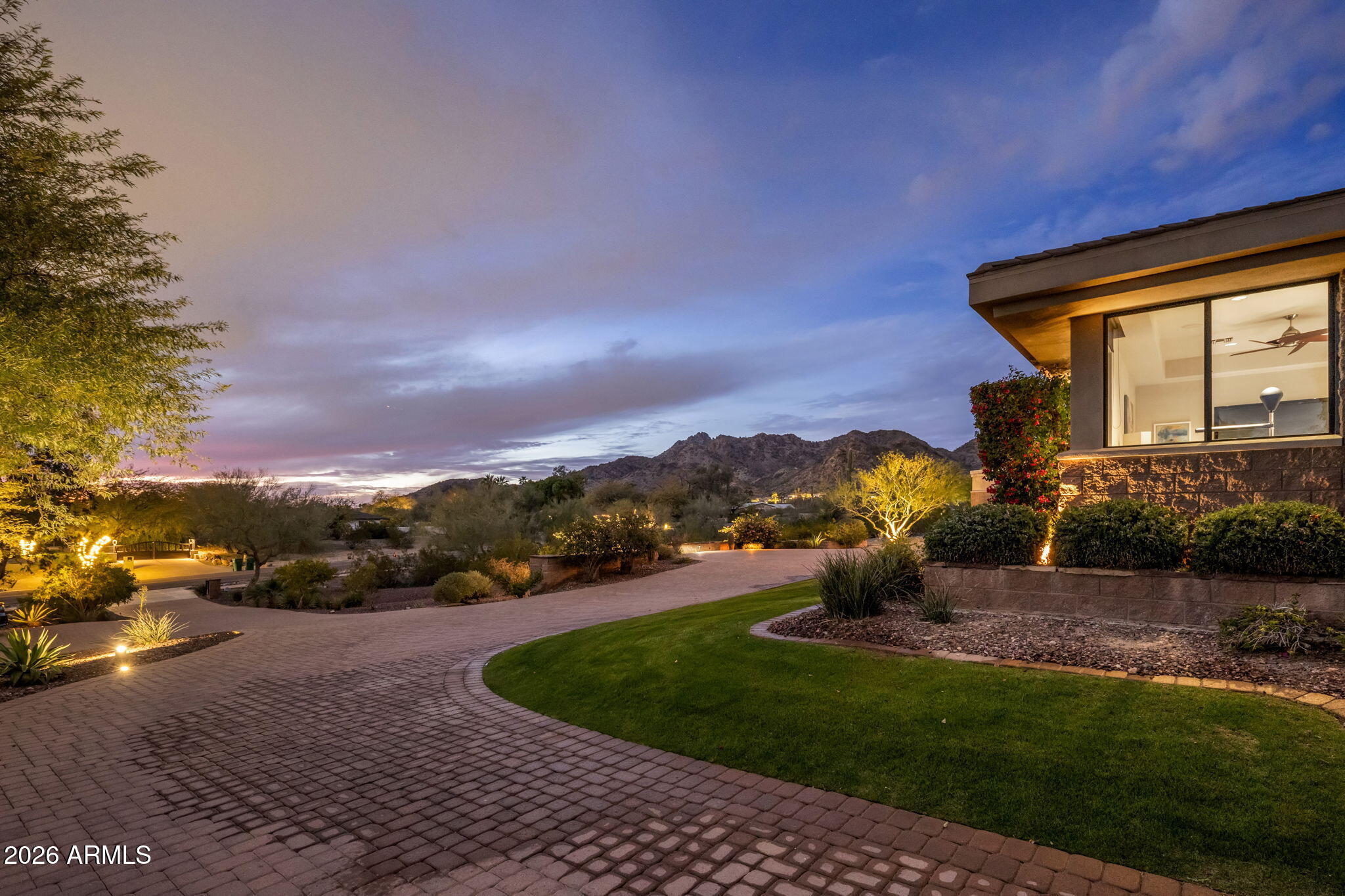 6109 North Palo Cristi Road Paradise Valley, AZ 85253 - Photo 46 of 52 3-car garage, full paved driveway