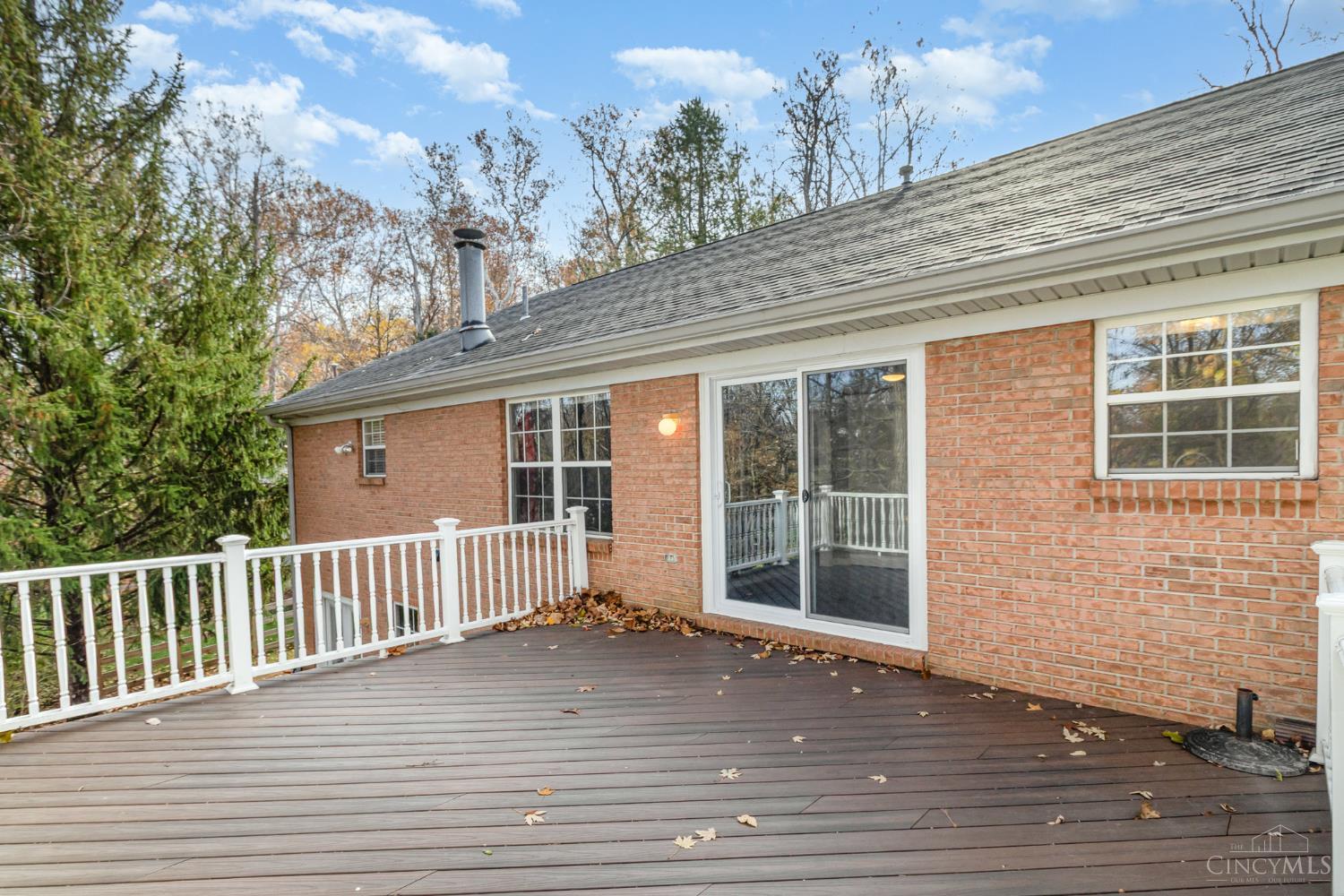 2354 Neeb Road Cincinnati, OH 45238 - Photo 25 of 33