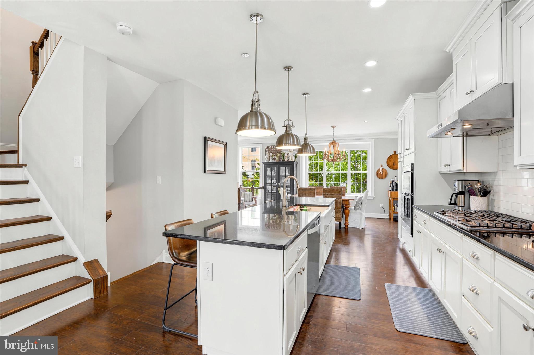203 Corvus Circle Springfield, PA 19064 - Photo 9 of 41 Entertain all your guests