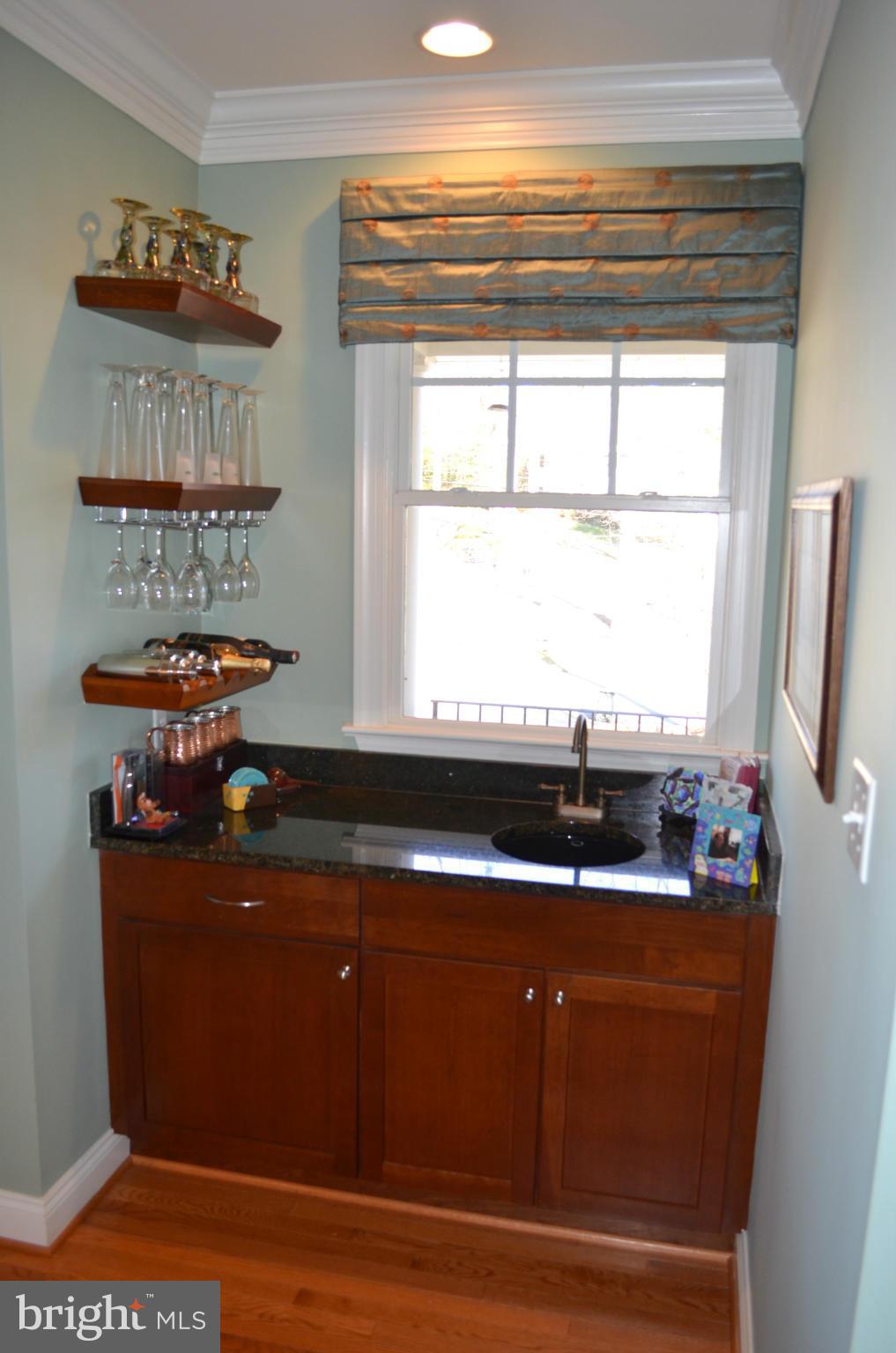 1500 Grace Church Road Silver Spring, MD 20910 - Photo 6 of 30 a room with furniture and window