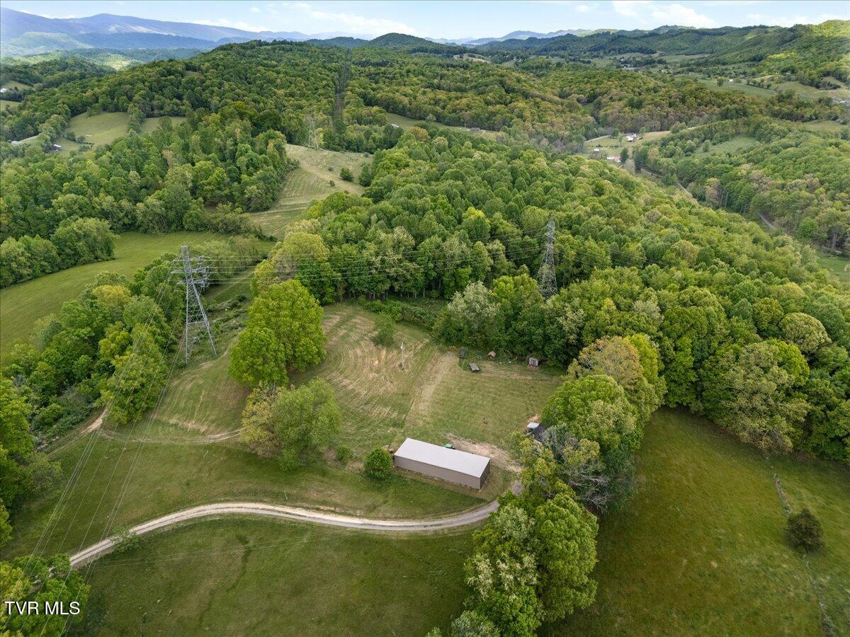 27070 Shortsville Road Meadowview, VA 24361 - Photo 12 of 26 12-DJI_20260502150902_0078_D(1)