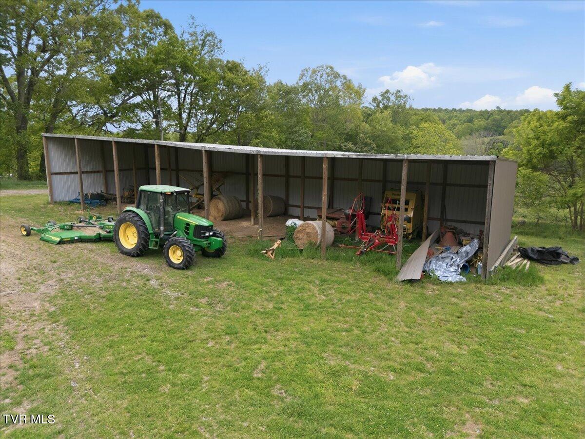 27070 Shortsville Road Meadowview, VA 24361 - Photo 17 of 26 17-DJI_20260502151324_0083_D(1)