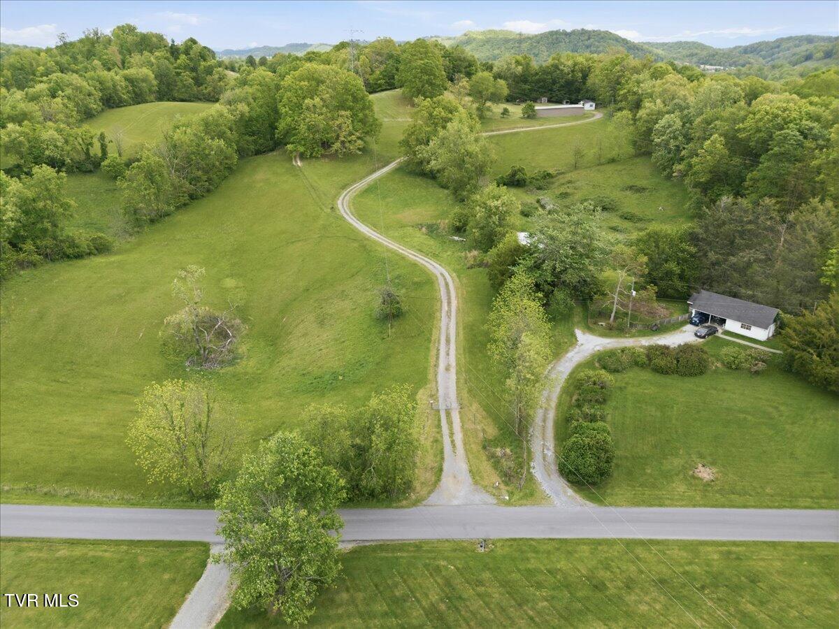 27070 Shortsville Road Meadowview, VA 24361 - Photo 22 of 26 22-DJI_20260502152226_0089_D1
