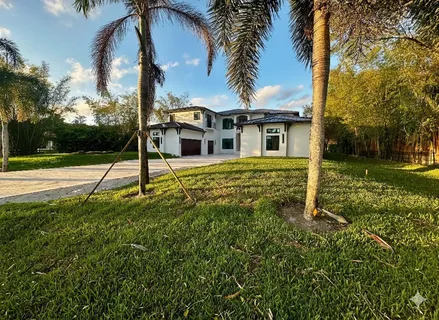 $4,950,000 | 11951 Southwest 3rd Street, Plantation, FL 33325